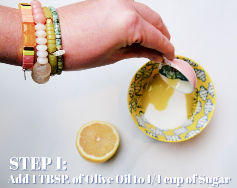 DIY Sugar Scrub with Lemon and Olive Oil