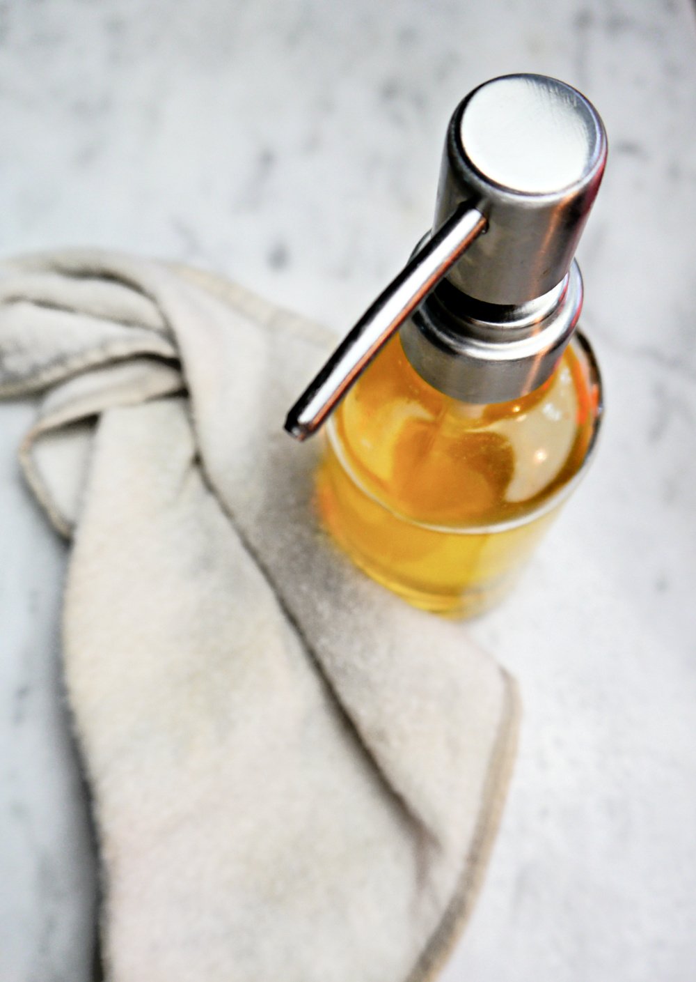 The Oil Cleansing Method 